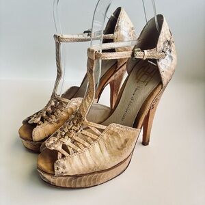 House of Harlow 1969 Laina Platform Pump Heels Natural Snakeskin Shoe Sz 7/eur37